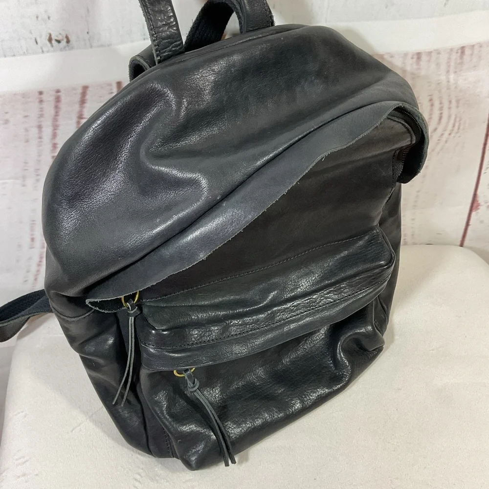 Madewell The Lorimer Backpack Black Italian Leather Minimalist Academia Preppy‎